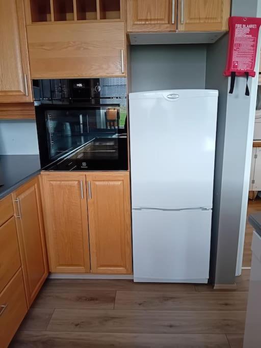 Kuchyň nebo kuchyňský kout v ubytování Hóll Guesthouse