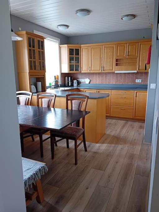 Kuchyň nebo kuchyňský kout v ubytování Hóll Guesthouse