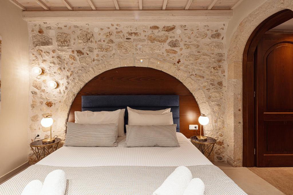 Philikon Luxury Suites - 2