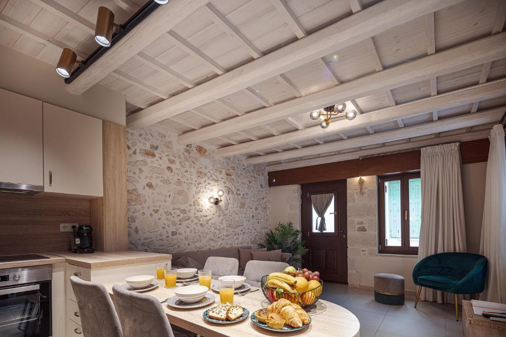 Philikon Luxury Suites - 10