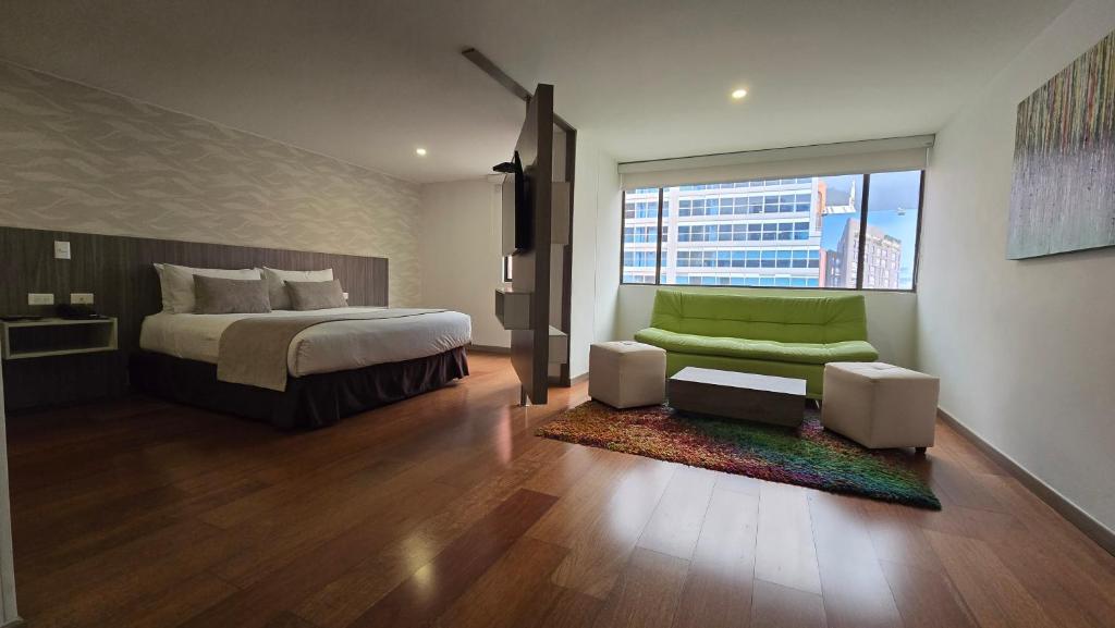 Postel nebo postele na pokoji v ubytování Hotel Confort 80 Zona Rosa