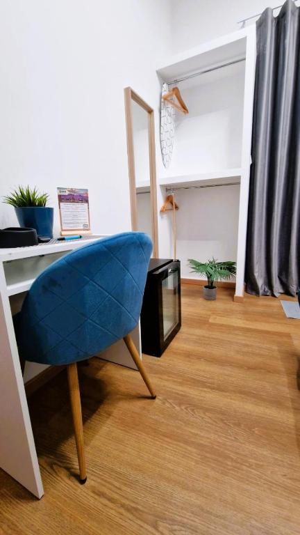 B&B ONE - Double Room With Private Bathroom