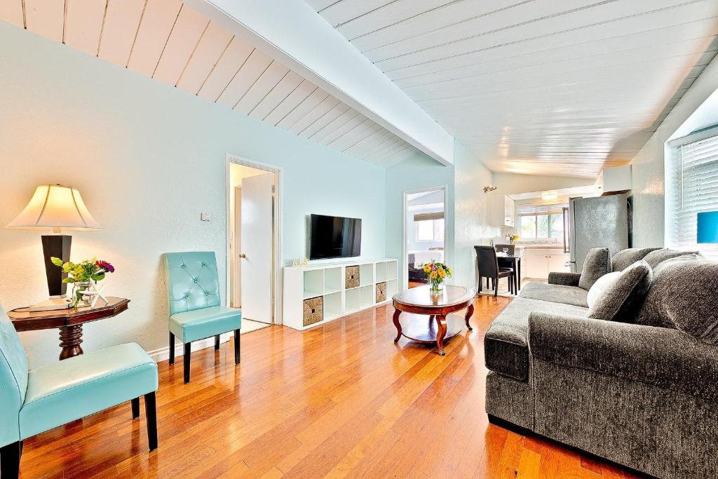 TV a/nebo společenská místnost v ubytování OB Pier 3