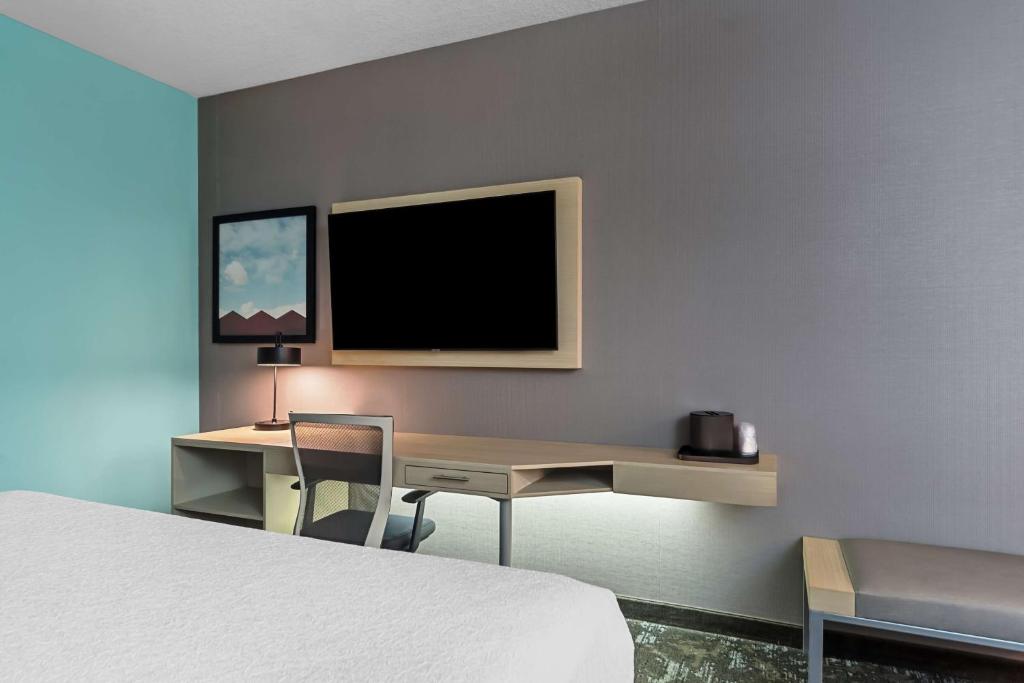 Best Western Plus Ogallala Inn - King Room - Disability Access/Non-Smoking