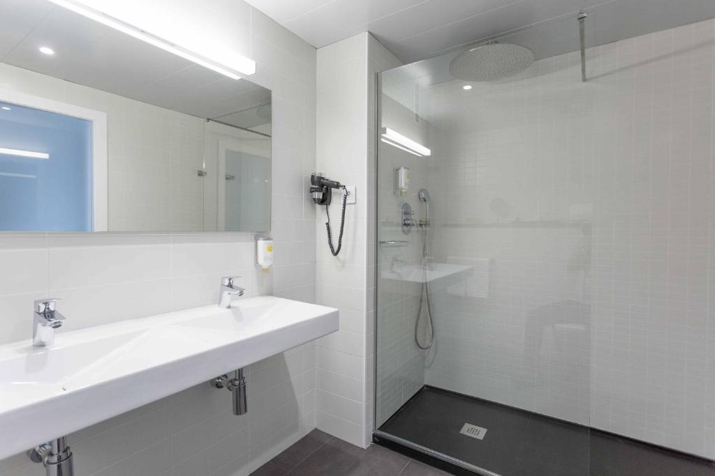 ARTIEM Madrid - Resim 24