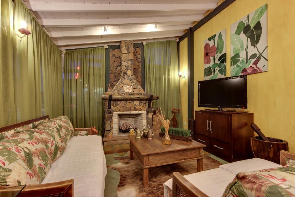 Hotel Via Serena  Hotel Via Serena