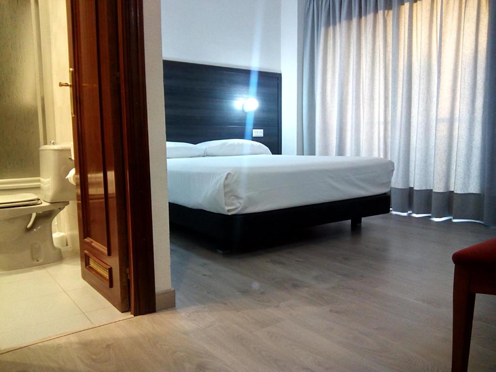 Hotel Delicias - Superior Çift Kişilik Oda - Balkonlu