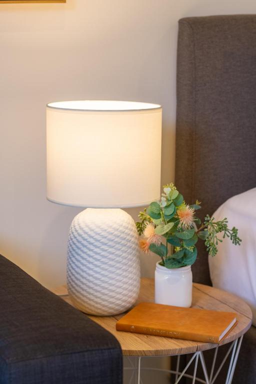 Stylish Studio In the City Centre - Resim 16