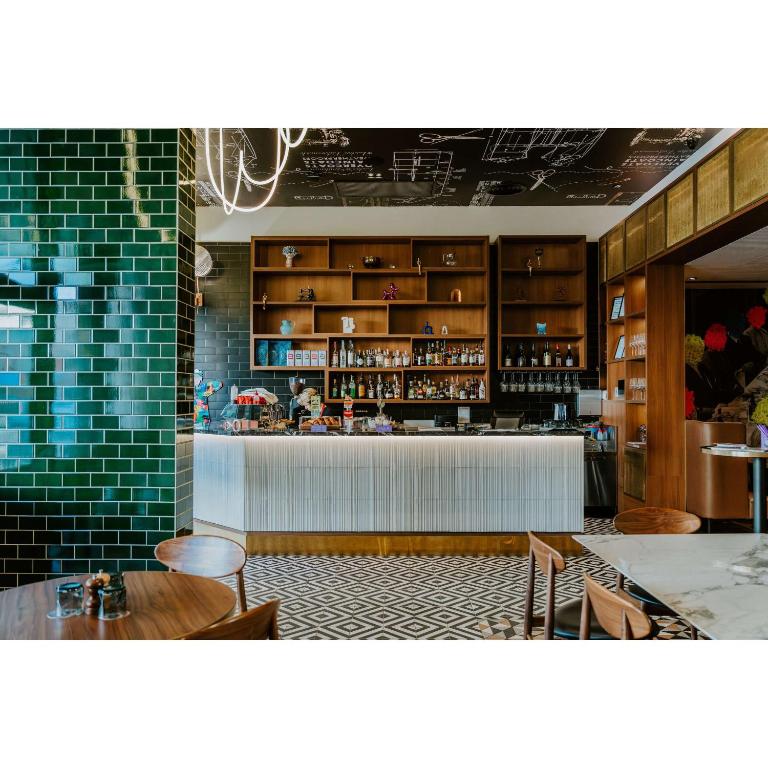 The Motley Hotel Richmond, Tapestry Collection by Hilton - Resim 35