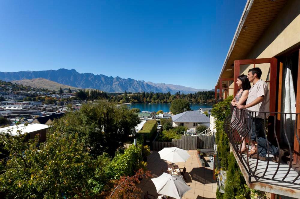 Browns Boutique Hotel - Resim 6