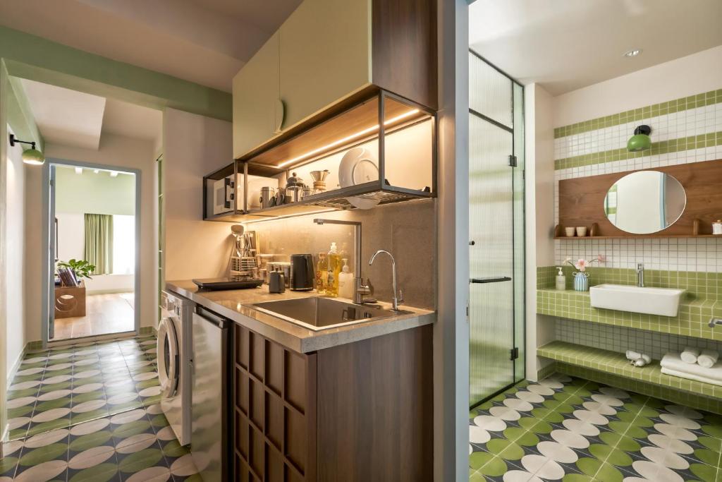 The Urban Resort by CIRCADIAN 7