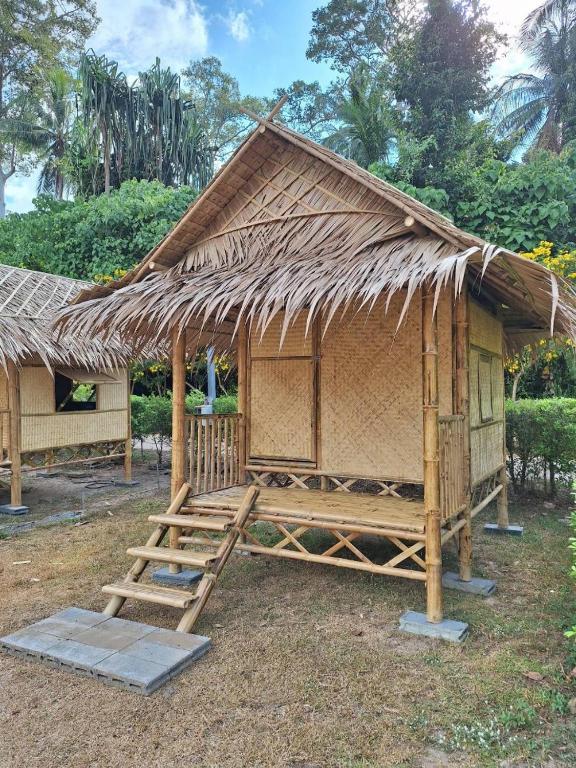 Zahrada ubytování Samui Camping Farm