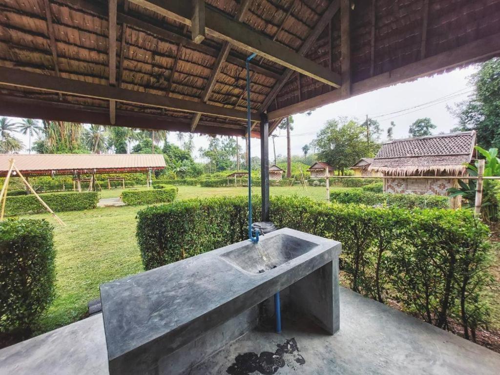 Zahrada ubytování Samui Camping Farm