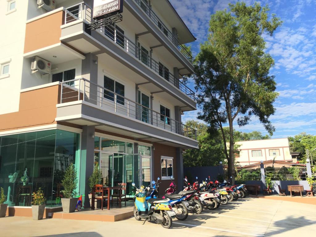 Budova, kde se aparthotel nachází
