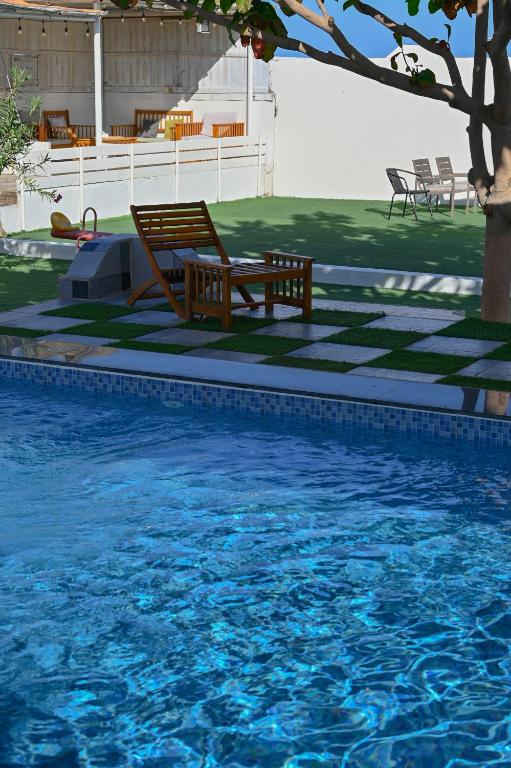 Bazén v ubytování Sea Turtles Guest House nebo v jeho okolí
