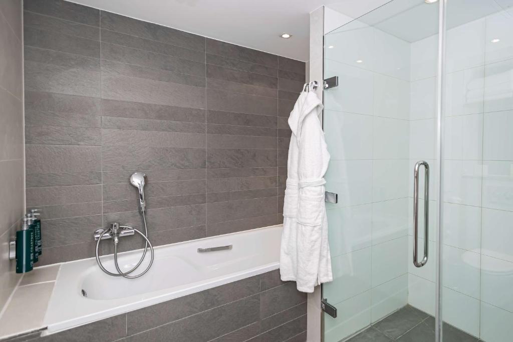 DoubleTree by Hilton Hotel London - Tower of London - Resim 20