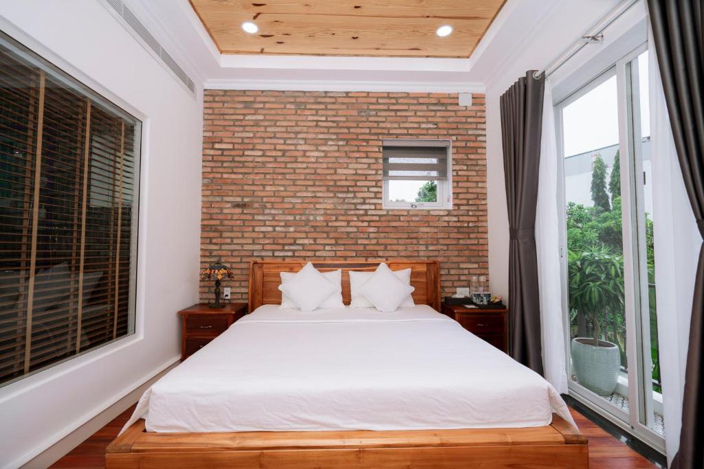 Đại Nam Villa - King Room Mit Balkon