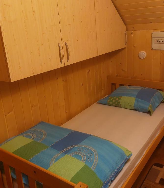 Postel nebo postele na pokoji v ubytování Cottage of Rising Sun