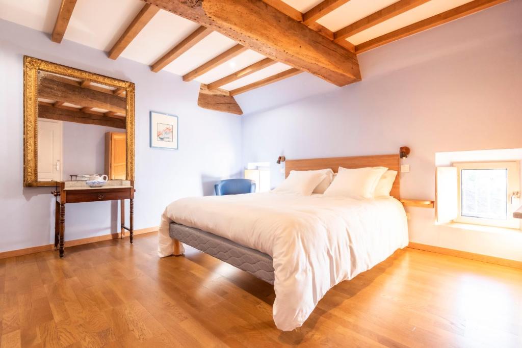 Château de Salornay - Double Room With Garden View