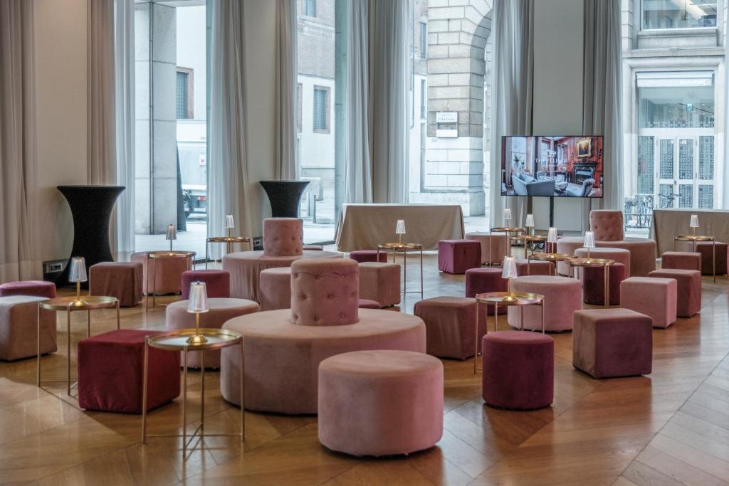 Posedenie v ubytovaní Rosa Grand Milano - Starhotels Collezione