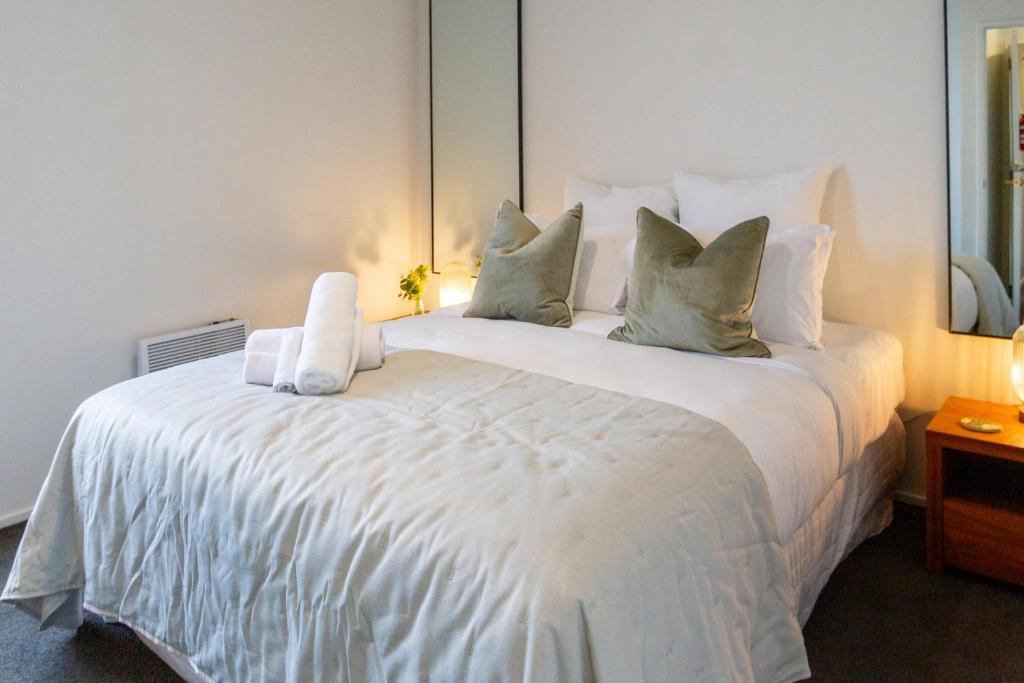 Central City Apartment with Lift Access - Resim 22