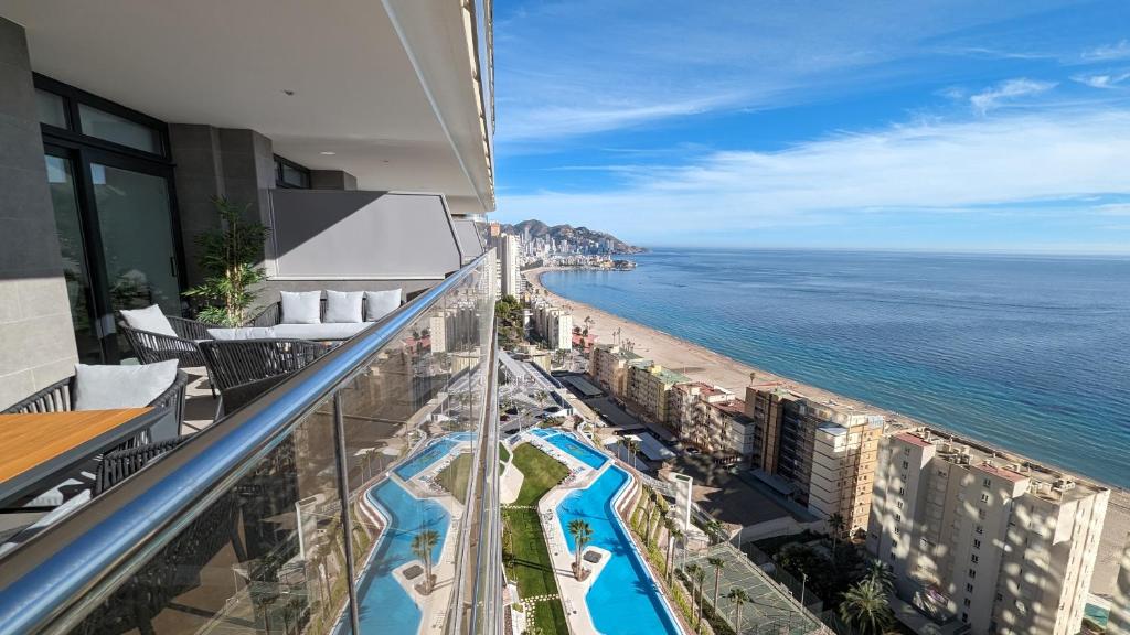 SUNSET CLIFFS superb apartment