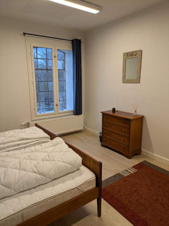 Rúm í herbergi á Room with a view, Torning Mølle