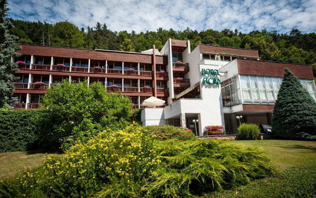 The building in which a szállodákat is located