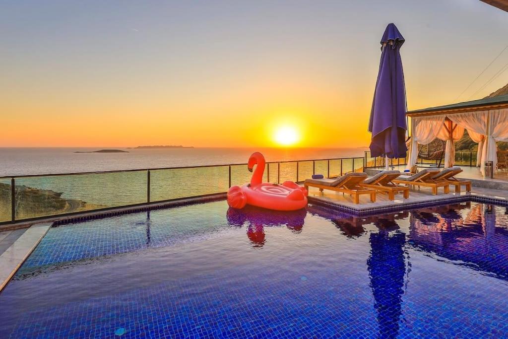 Bazén v ubytování Villa Sea Garden Kaş nebo v jeho okolí