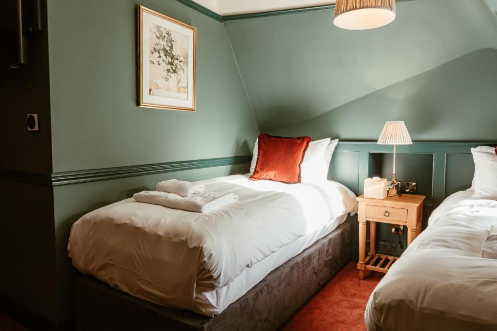 Hand & Flower - Resim 34