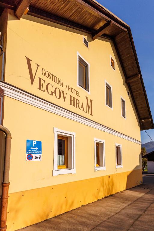 Certifikát, hodnocení, plakát nebo jiný dokument vystavený v ubytování Hotel Vegov Hram