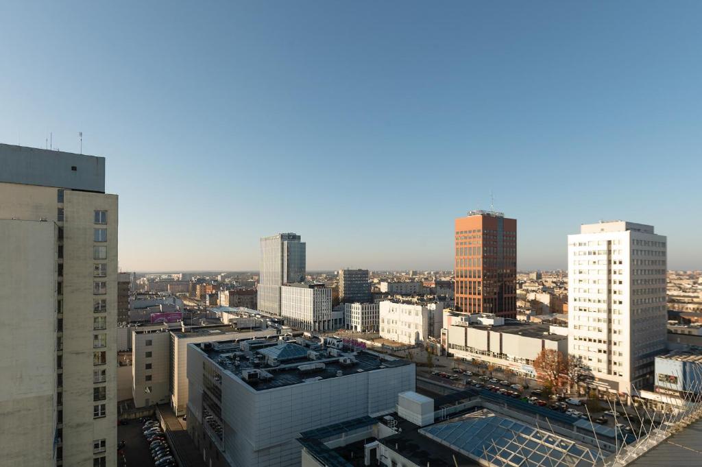 Výhľad na mesto Lodž alebo výhľad na mesto priamo z apartmánu