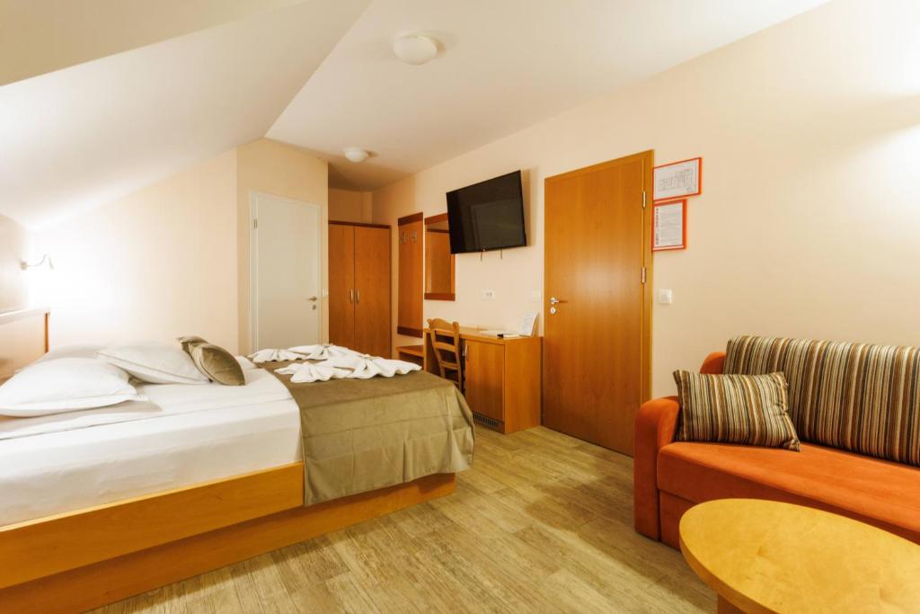 Hotel Vegov Hram - Habitación Doble O Gemela Superior