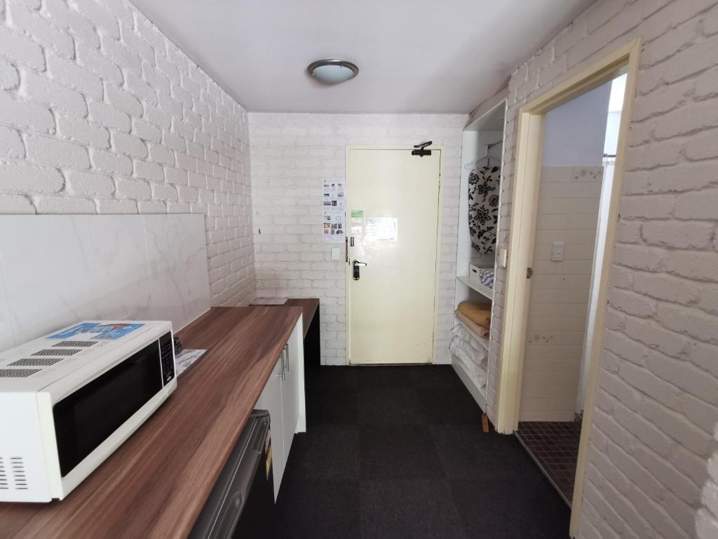 Kuchyň nebo kuchyňský kout v ubytování Aquajet Motel