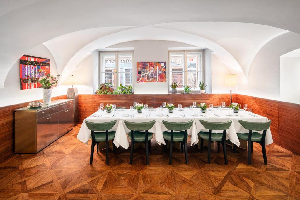 Posezení v ubytování Mandarin Oriental, Prague