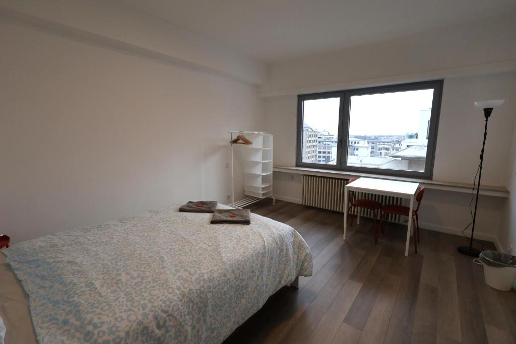 Luxembourg city center stay - Resim 6