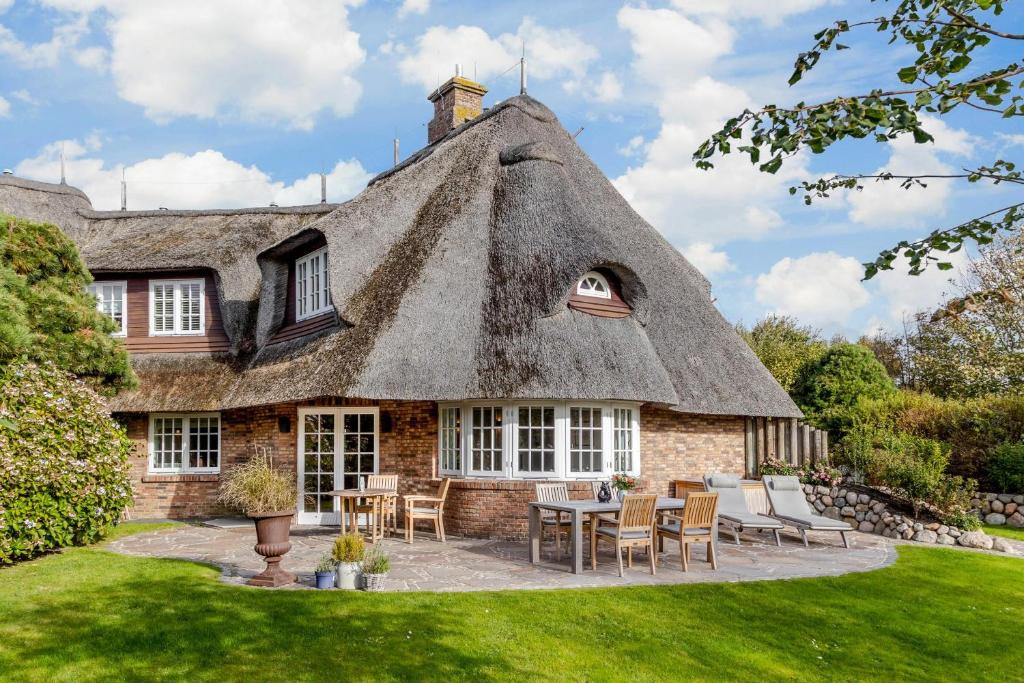 Zahrada ubytování Ferienhaus ToHus - Traumhaus am Wattenmeer in Keitum, Sylt