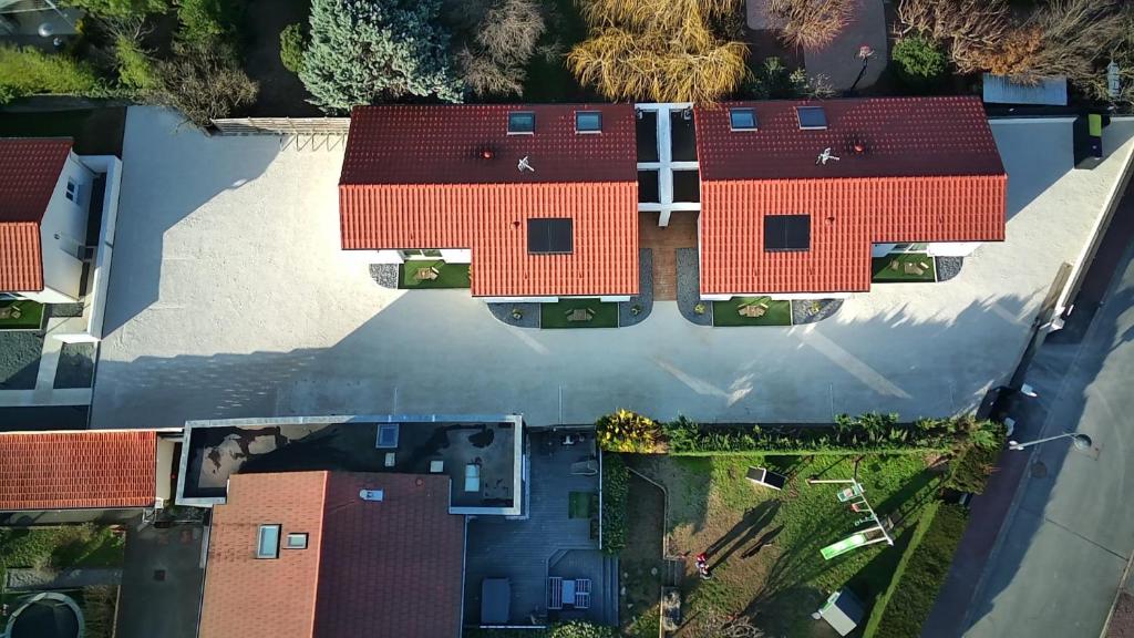 Budova, kde se aparthotel nachází
