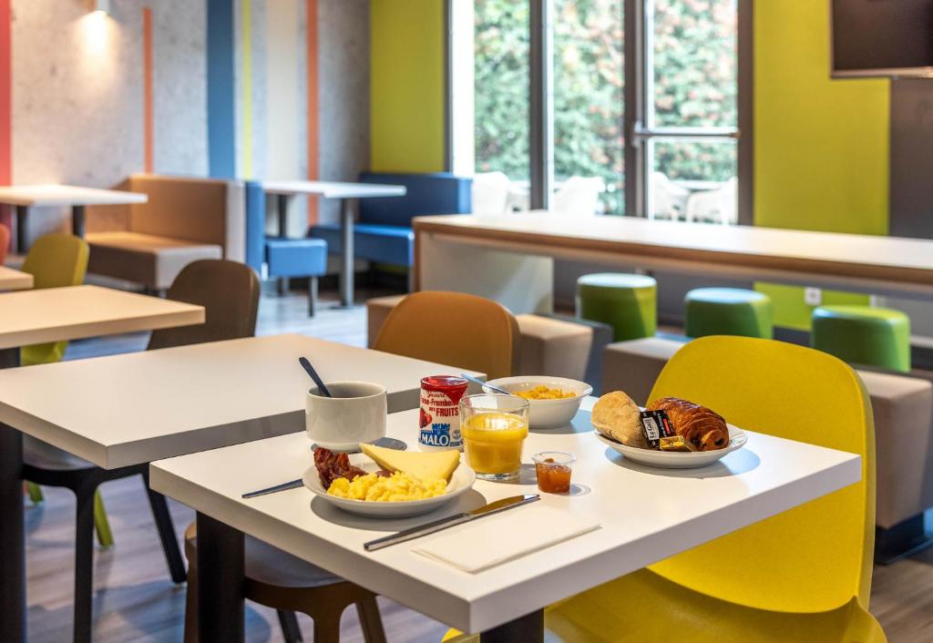 B&B HOTEL Montpellier Sud Lattes - Resim 26