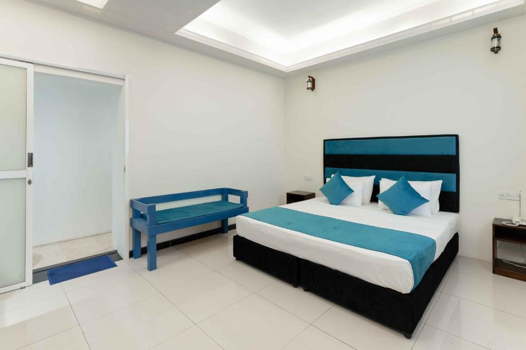 Postel nebo postele na pokoji v ubytování Beach Corridor Hotel & Spa with Free Airport shuttle
