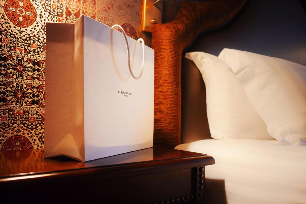 Hotel Odeon Saint-Germain - Resim 3