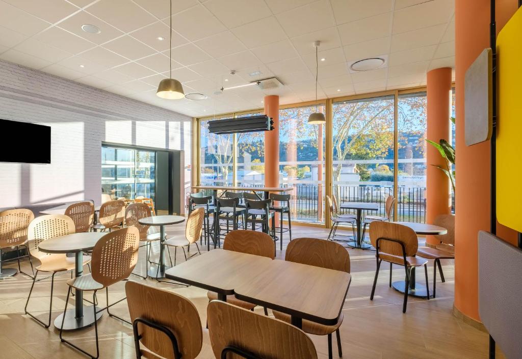 B&B HOTEL Nice Stade Riviera - Resim 4