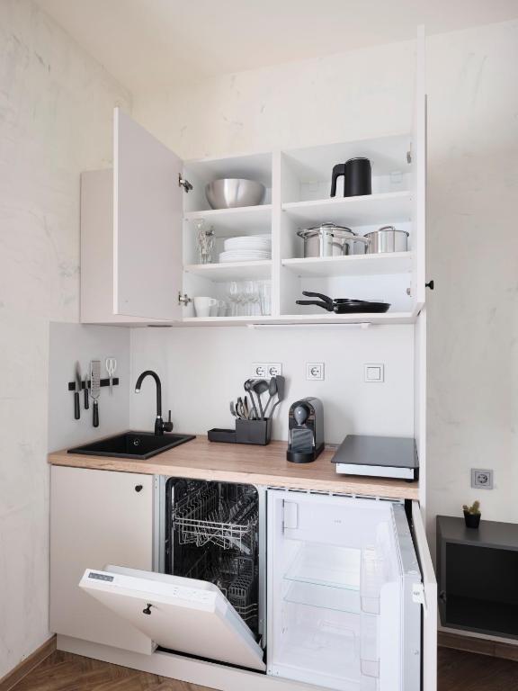 Hannover - PHIL & MAX Hotels und Apartments Messe - Resim 33