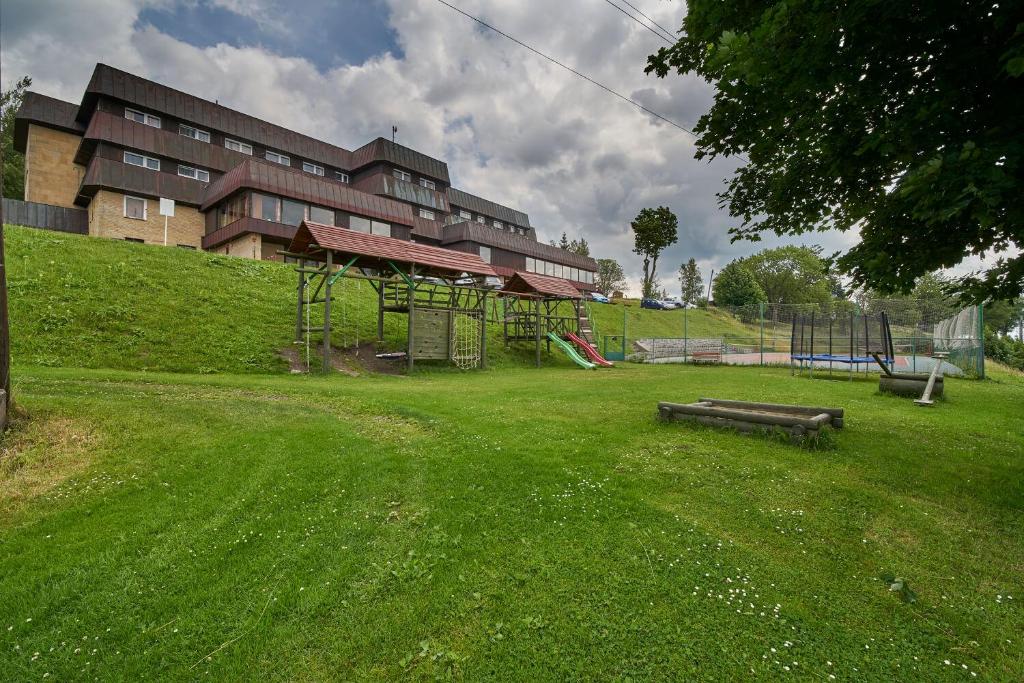 Zahrada ubytování Horský Hotel Kubát