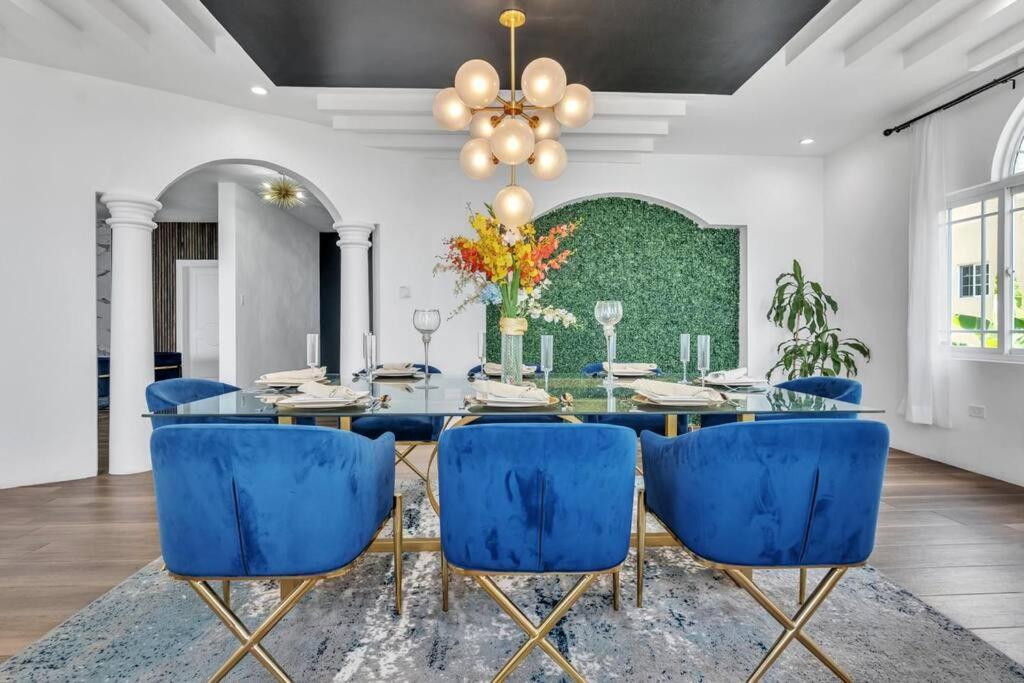 Posezení v ubytování Mosaic luxury Villa