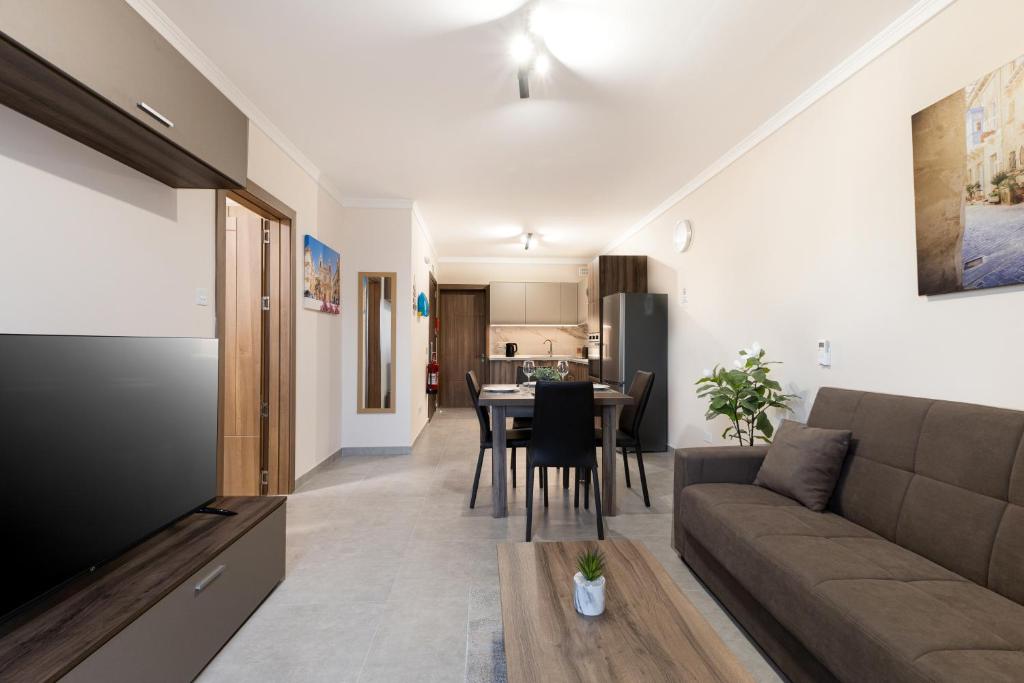 Posezení v ubytování Luxurious & Spacious 1BD Stay at The Podium - Yacht Marina Area