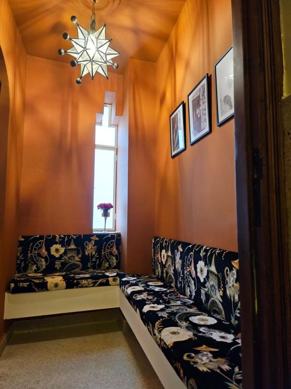 Posezení v ubytování Absinthe Guest House