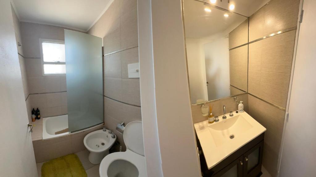 Bilik mandi di Altos de Centro Chivilcoy II
