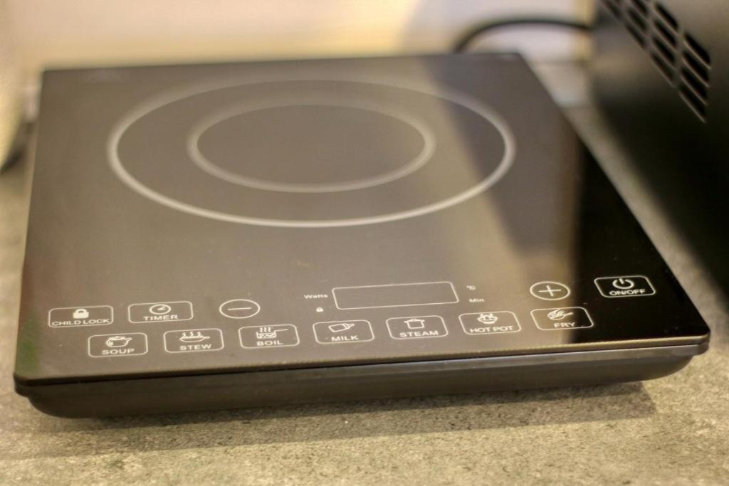 2 Hidden Gems - all U need - by Uni88 Apart Hotel - Resim 17