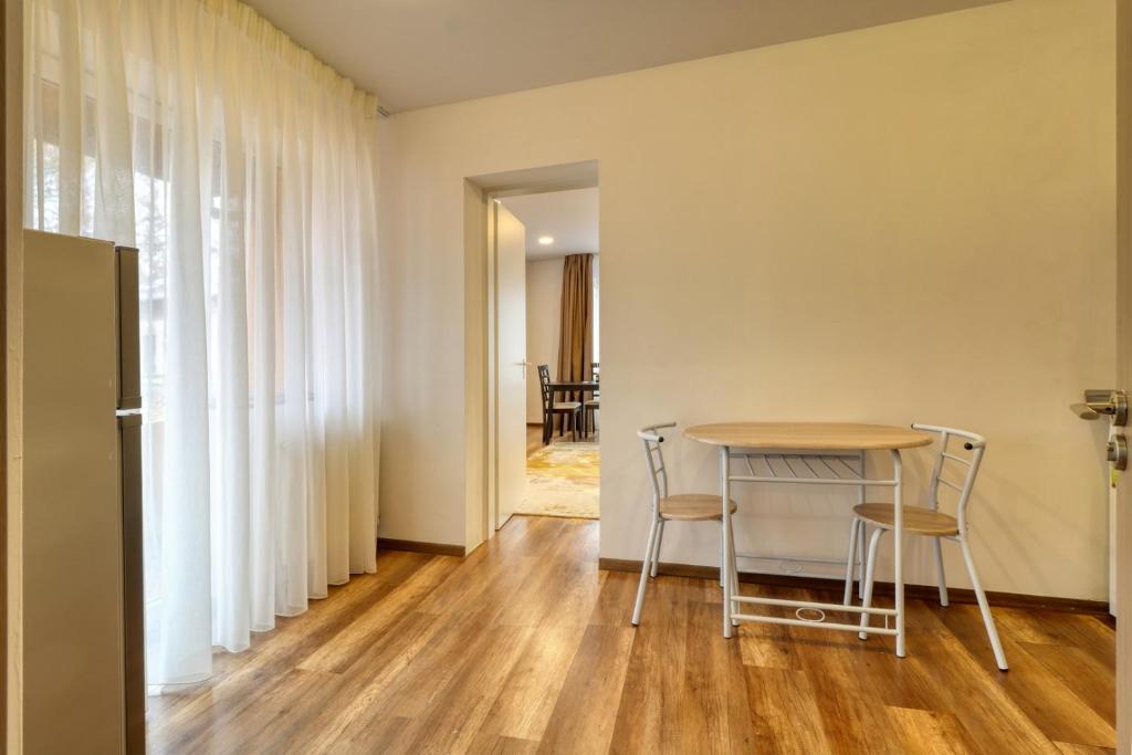 2 Hidden Gems - all U need - by Uni88 Apart Hotel - Resim 22